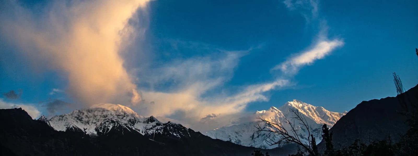 Qaqlasht Meadows